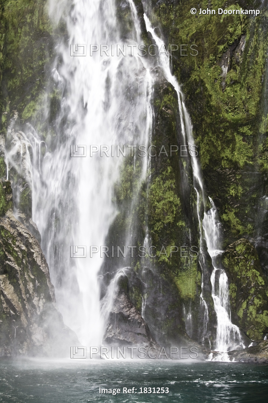 STIRLING FALLS, MILFORD SOUND, NEW ZEALAND 2