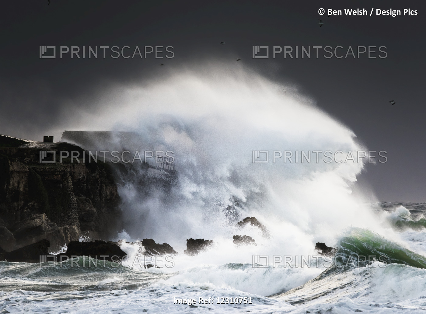 Wave Crashing Into Shore And Splashing Onto The Land Above The Cliffs, Isla De ...